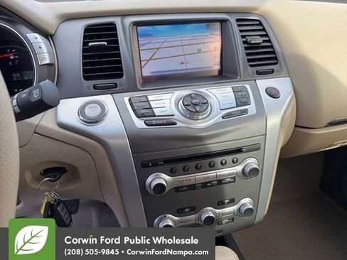 Used 2014 Nissan Murano LE w/ Platinum Edition Package image 20