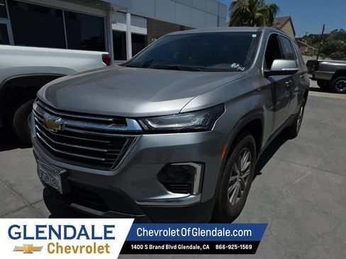 Used 2023 Chevrolet Traverse LT FWD image 1