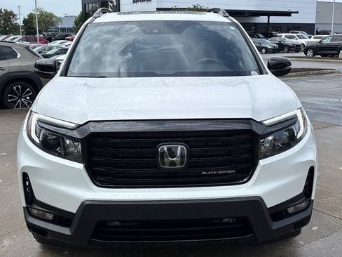 Used 2025 Honda Passport Black Edition image 15
