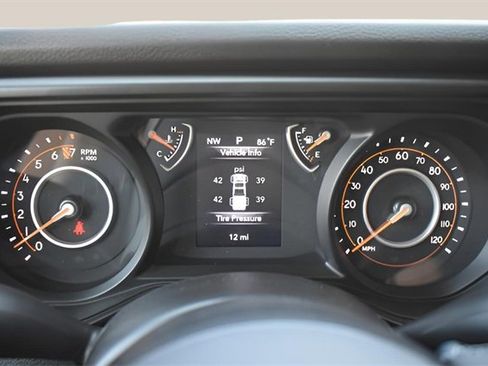 New 2025 Jeep Gladiator Sport image 21