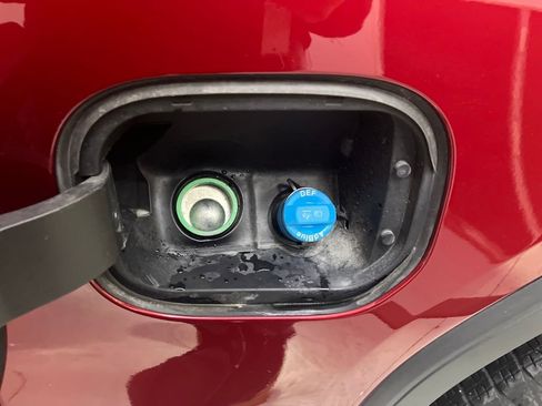 Used 2025 GMC Sierra 1500 AT4 w/ AT4 Premium Package image 48