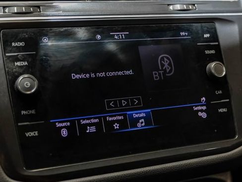 Used 2021 Volkswagen Tiguan SEL FWD image 30