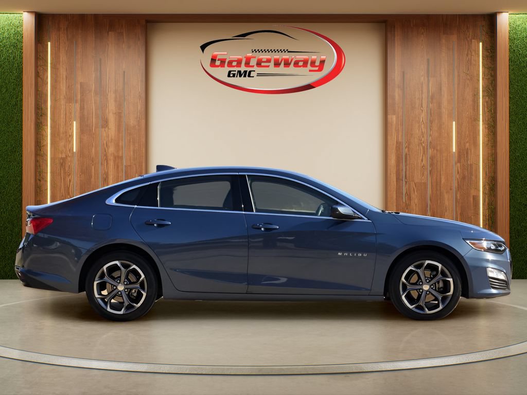 Used 2024 Chevrolet Malibu LT FWD image 4