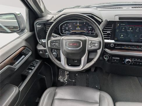 Used 2025 GMC Sierra 1500 SLT RWD image 17