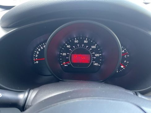 Used 2019 Kia Soul + image 18