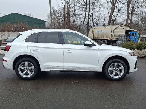 Used 2023 Audi Q5 2.0T Premium w/ Convenience Package image 26
