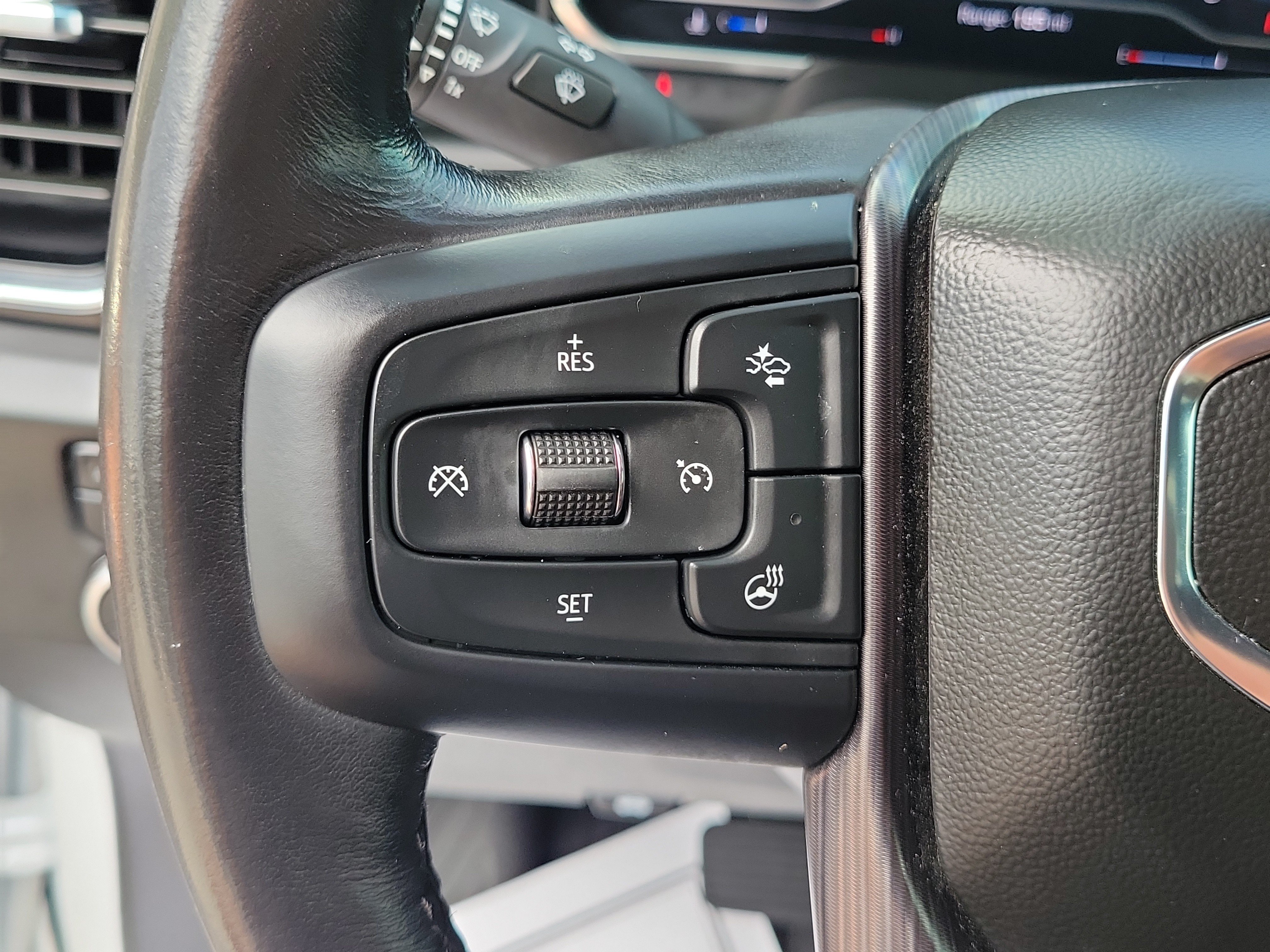 Used 2024 GMC Sierra 2500 Denali Ultimate AWD/4WD image 22