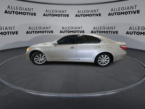 Used 2009 Lexus LS 460 image 7