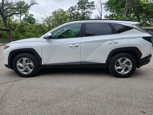 Used 2022 Hyundai Tucson SEL FWD image 3