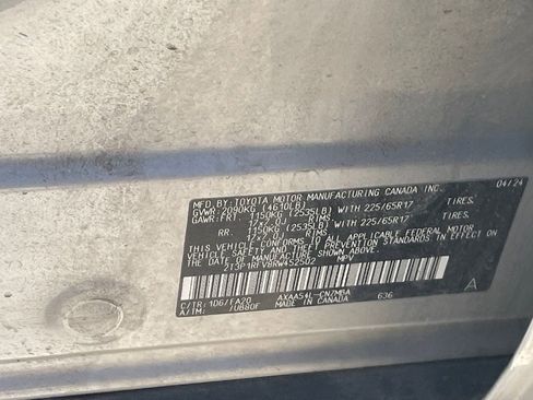 Used 2024 Toyota RAV4 XLE AWD/4WD image 9