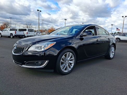 Used 2016 Buick Regal image 3