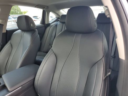 Certified 2025 Acura TLX w/ Technology Package FWD image 15