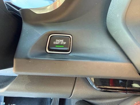 Used 2021 Chevrolet Camaro LT image 42