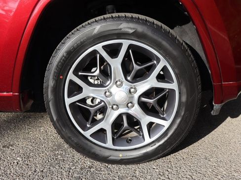 Used 2020 Jeep Grand Cherokee Overland image 49