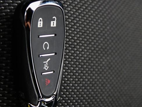 Used 2023 Chevrolet Traverse LT image 31