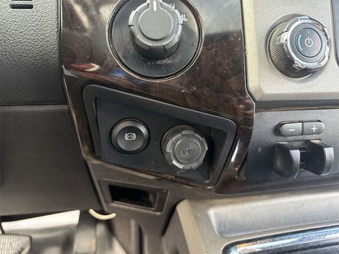 Used 2016 Ford F350 Platinum image 31