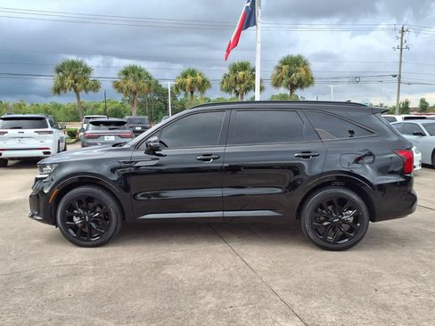 Used 2023 Kia Sorento SX FWD image 9