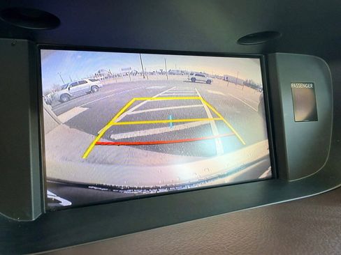 Used 2016 Lexus ES 350 w/ Premium Package w/Wood Trim image 17