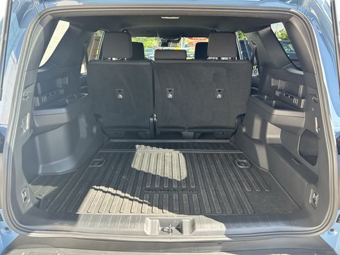 Used 2025 Toyota 4Runner SR5 AWD/4WD image 20