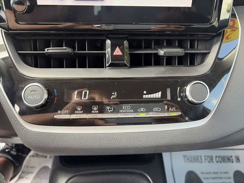 Used 2023 Toyota Corolla LE image 16