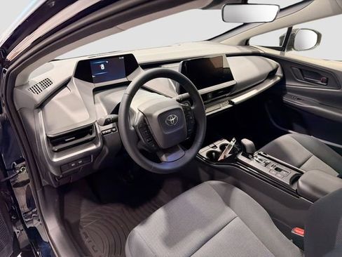 New 2026 Toyota Prius LE image 7