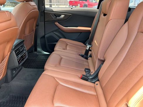 Used 2021 Audi Q7 3.0T Prestige AWD/4WD image 19