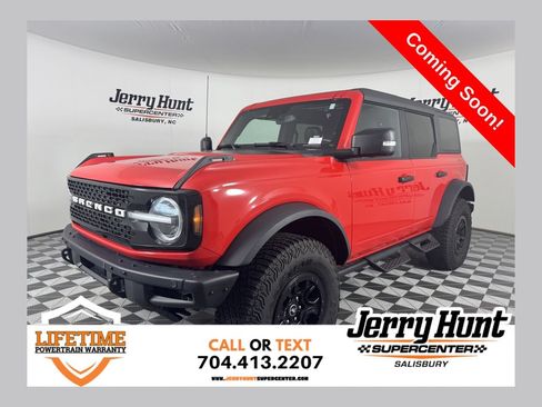 Used 2024 Ford Bronco Wildtrak AWD/4WD image 1
