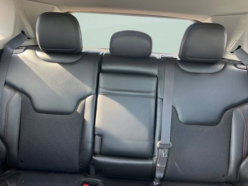 Used 2019 Jeep Compass Trailhawk AWD/4WD image 28