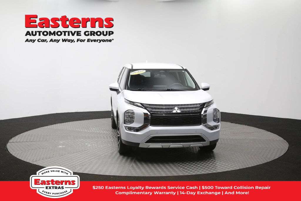 Used 2024 Mitsubishi Outlander SE FWD image 54