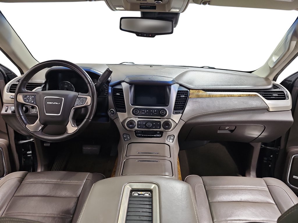 Used 2017 GMC Yukon Denali w/ Open Road Package AWD/4WD image 15