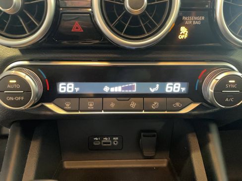 Used 2021 Nissan Sentra SR image 6