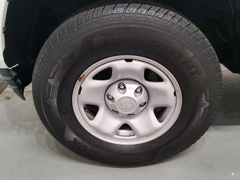 Used 2023 Toyota Tacoma SR image 27