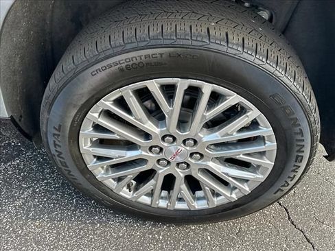 Certified 2024 GMC Acadia Denali w/ Super Cruise Package FWD image 38