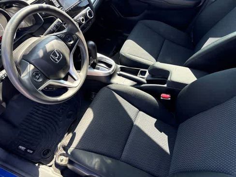 Used 2019 Honda Fit LX image 9