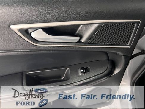 Used 2023 Ford Edge SEL image 29