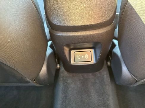 Used 2024 Hyundai Elantra SEL image 29