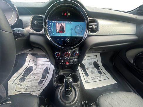 Used 2024 MINI Cooper S w/ Signature Upholstery Package FWD image 11