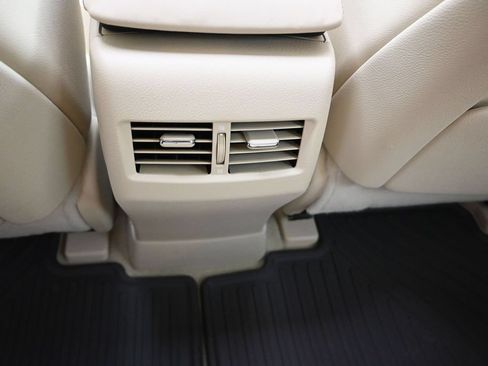 Used 2015 Lexus RX 450h FWD image 18