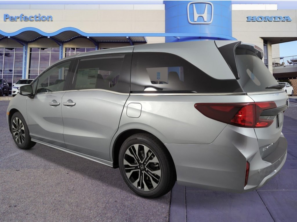 New 2027 Honda Odyssey Elite image 2