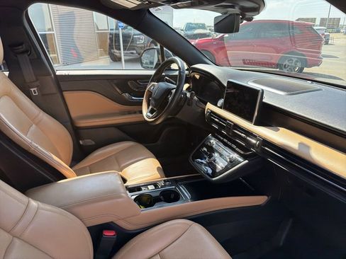 Used 2022 Lincoln Corsair Reserve w/ Equipment Group 201A AWD/4WD image 27