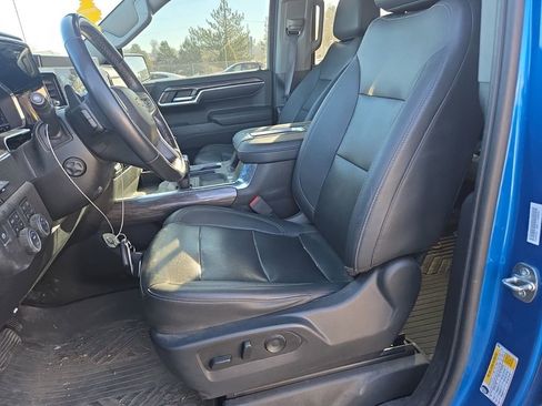 Used 2022 Chevrolet Silverado 1500 LTZ w/ LTZ Premium Package image 17