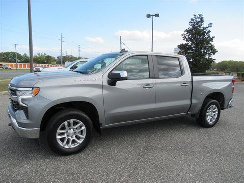 Used 2023 Chevrolet Silverado 1500 LT image 4
