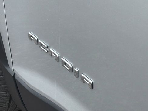 Used 2019 GMC Acadia SLT FWD image 14