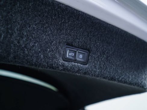 Used 2024 Lamborghini Urus S AWD/4WD image 62