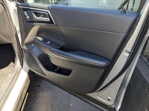 Used 2024 Mitsubishi Outlander SE Black Edition AWD/4WD image 21