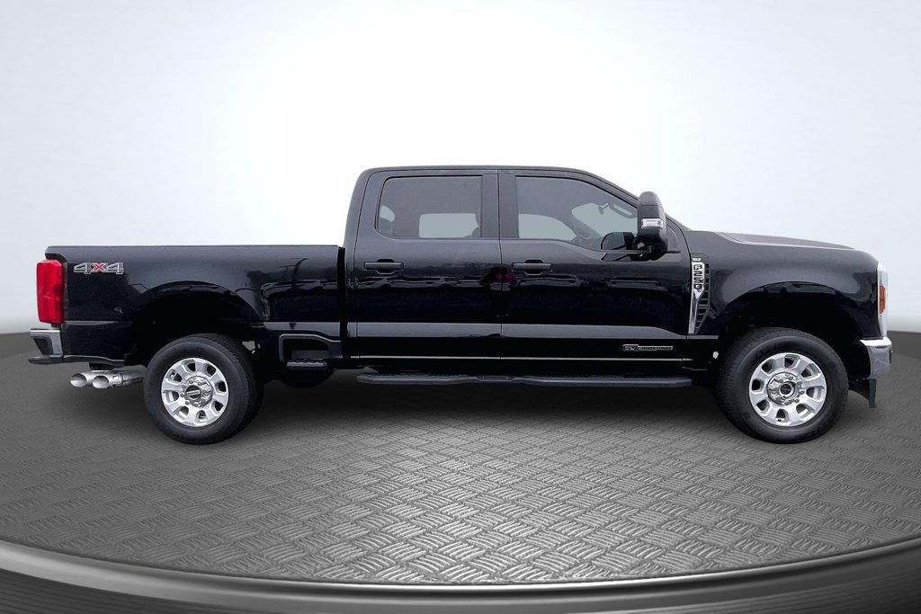 Used 2024 Ford F250 XLT AWD/4WD image 4