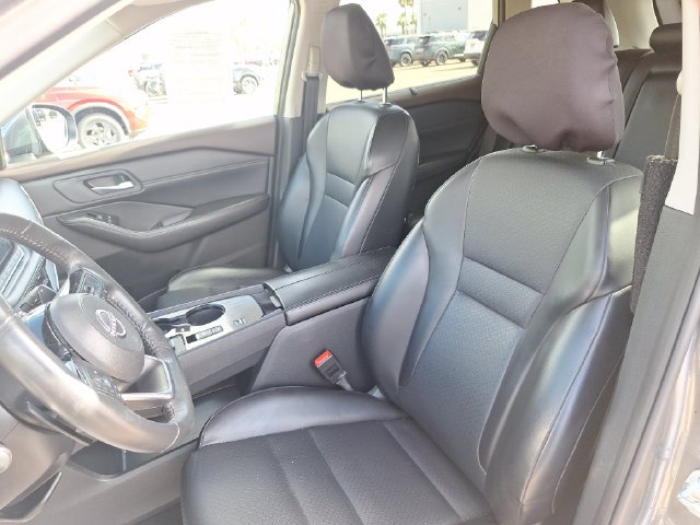 Certified 2023 Nissan Rogue SV w/ SV Premium B Package FWD image 10