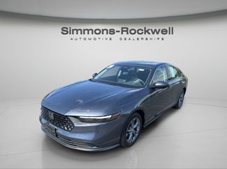 Used 2024 Honda Accord EX video 1