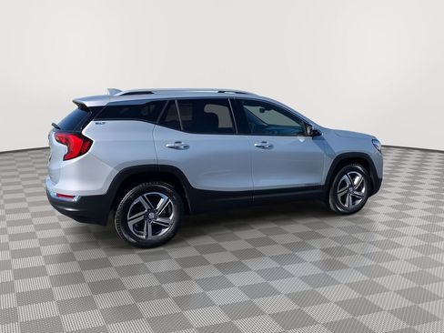 Used 2021 GMC Terrain SLT image 8