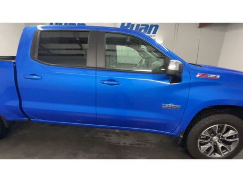 Certified 2025 Chevrolet Silverado 1500 LT image 9